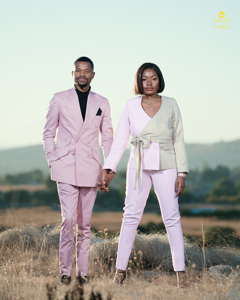 admire_bakasa's tweet image. Hi guys,i am a high end fashion designer,i create suits for both men and women.Everything is made from scratch. 
My business line is +263 773876290