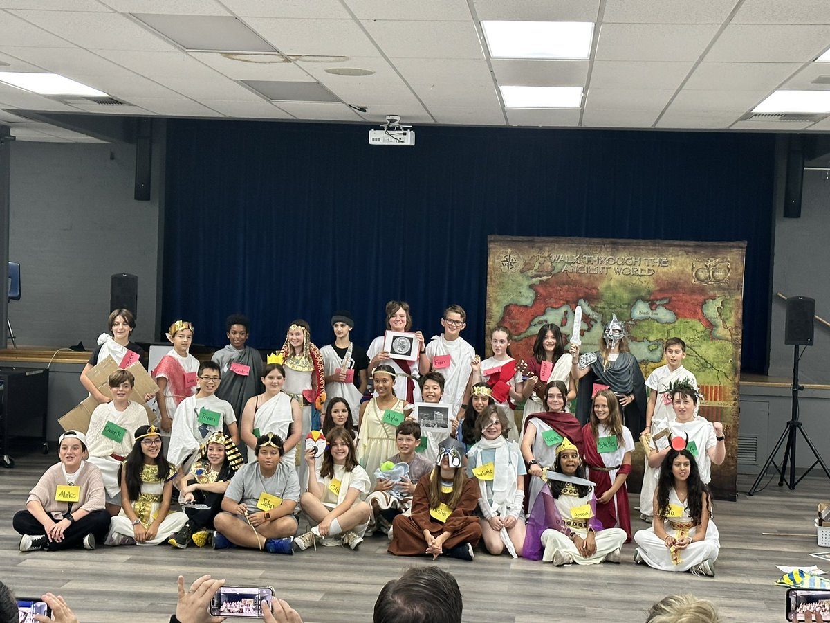 AEWrightMS's tweet photo. Ms. Rinaldi and Ms. Holman's 6th grade GATE classes participated in Walk Through the Ancient World over the last two days. Incredible job Spartans! #aewms #lvusd #gospartans https://t.co/KR9q6f4ECa