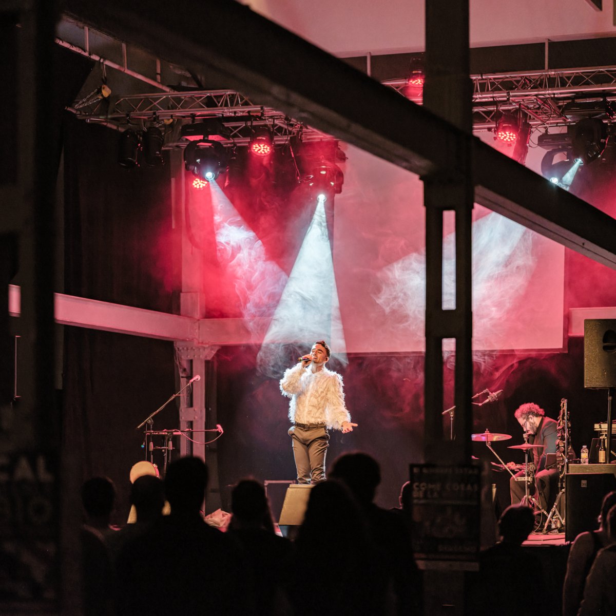 cultuciudadania's tweet photo. Durante el #IXEncuentroCulturayCiudadanía pudimos charlar, escuchar, compartir, aprender, crear…¡y bailar! 🎶

Gracias a la #PlaguitaDeBaile, un espacio de celebración con concepto curatorial de Galaxxia programado en colaboración con #CulturayCiudadanía. https://t.co/h6sBUxtvNt