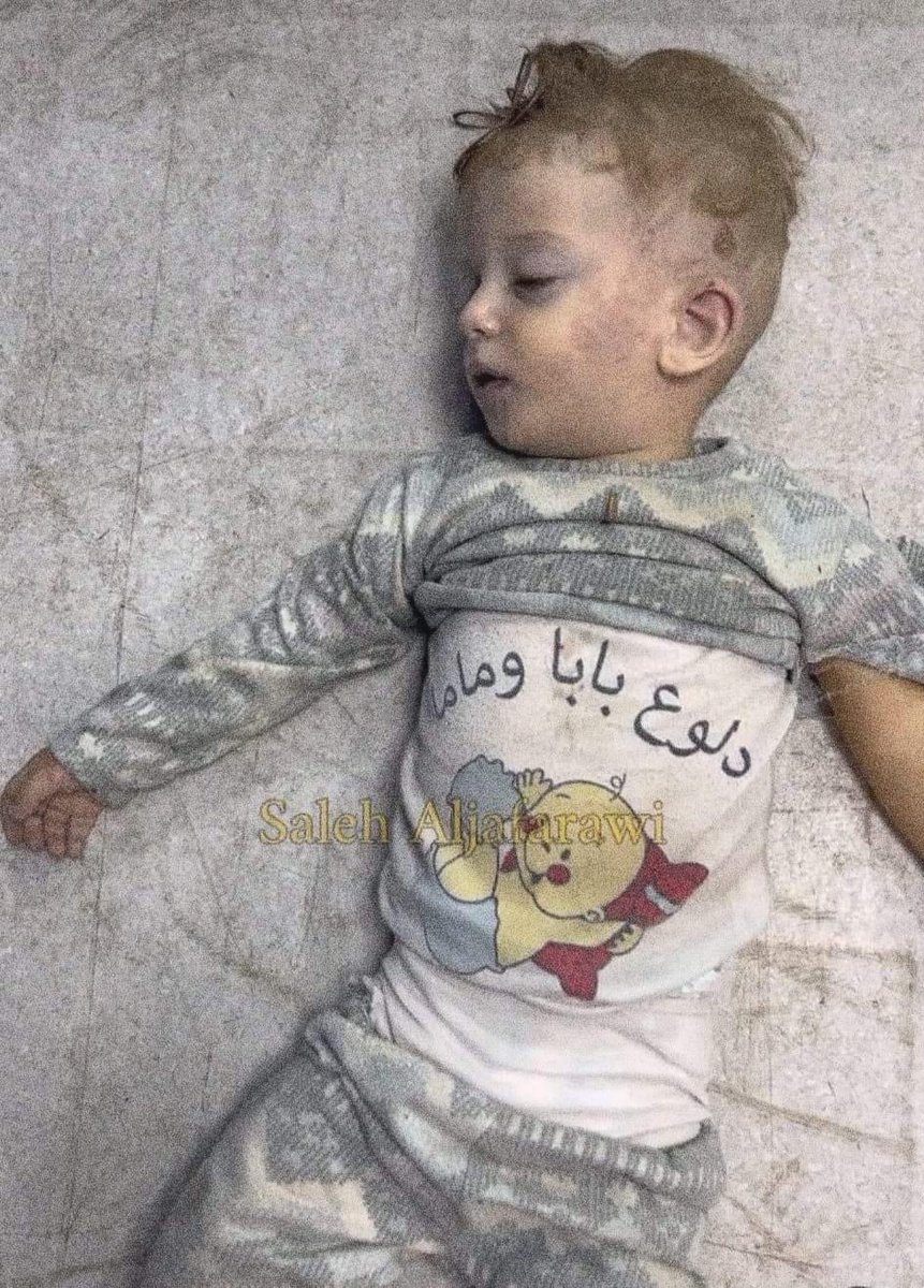 Qadeyah1's tweet photo. "دلوع بابا وماما" سْْــهــيــد. https://t.co/IKqu2LIfti