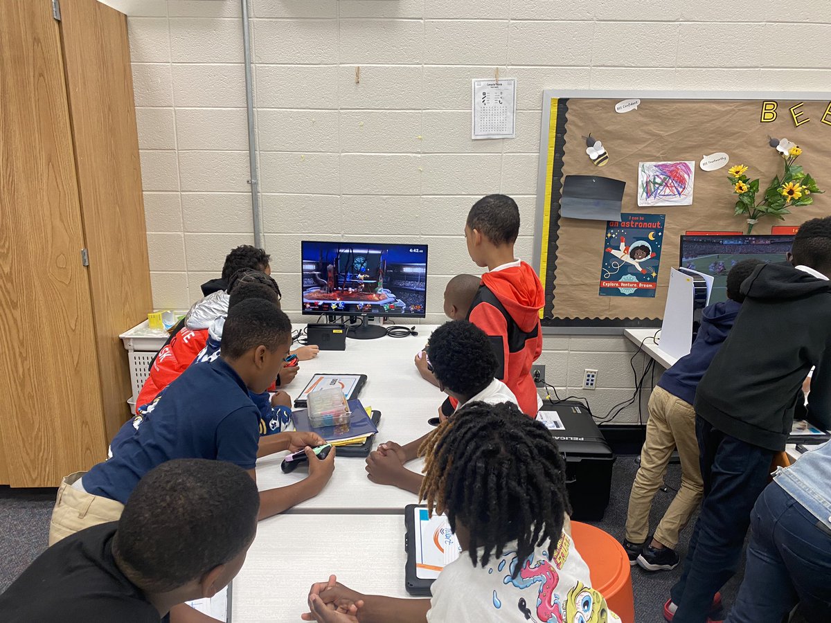 DrRubyChampion's tweet image. We celebrated National STEAM Day today at J.W. Dobbs Elementary by participating in eSports and exploring our PBLs! It was a great day to game!!! @ Dobbs! @tragin761 @DrQualynKM @APSDobbs @apssupt @apsSTEM
#NationalSTEMSTEAMDay #learningwithoutlimits #STEMisawesome