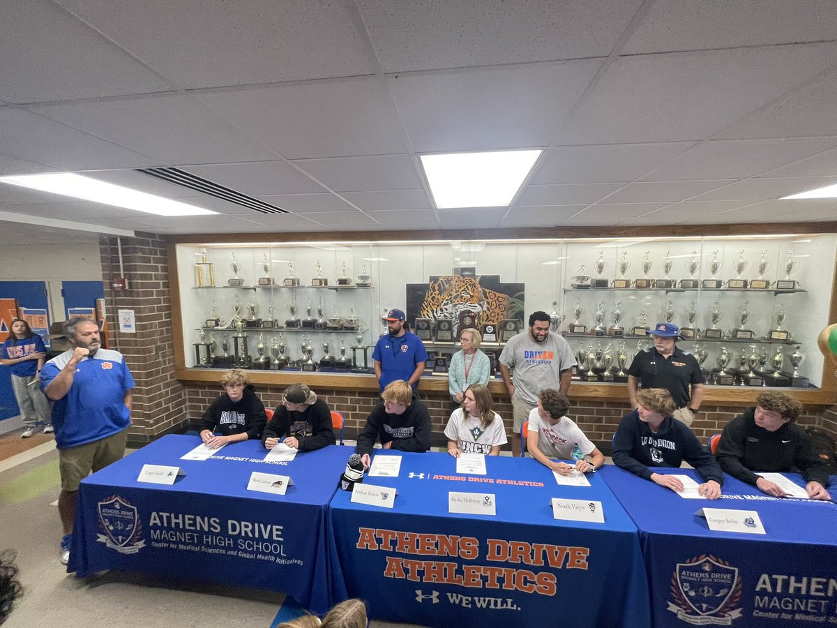 Happy National Signing Day to these Jags who will be continuing the tradition of excellence at the next level. #gojags 🐆