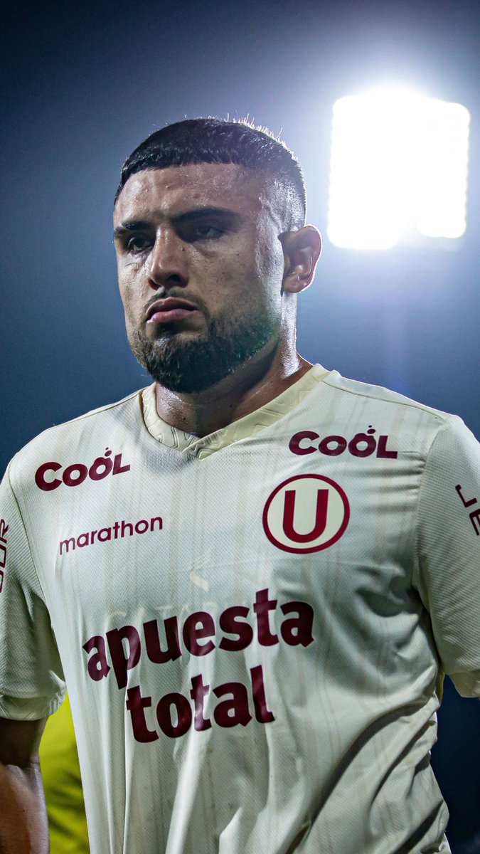 HBDLREDONDITA's tweet photo. ALINEACIÓN CONFIRMADA DE #Universitario
⚽Arquero: Carvallo
⚽Defensas: Corzo, Di Benedetto, Riveros
⚽ Laterales: Cabanillas y Polo
⚽Mediocampistas: Ureña, P. Guedes, Quispe
⚽Delanteros: Flores y Valera

✅Los cremas repiten 11.

#Liga1Betsson #Final #Clasico https://t.co/AjDY9xuzUa
