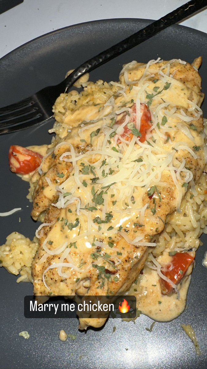itsprettimarie's tweet photo. I really be throwing down 😩🤤 https://t.co/MqnxGjeuv0