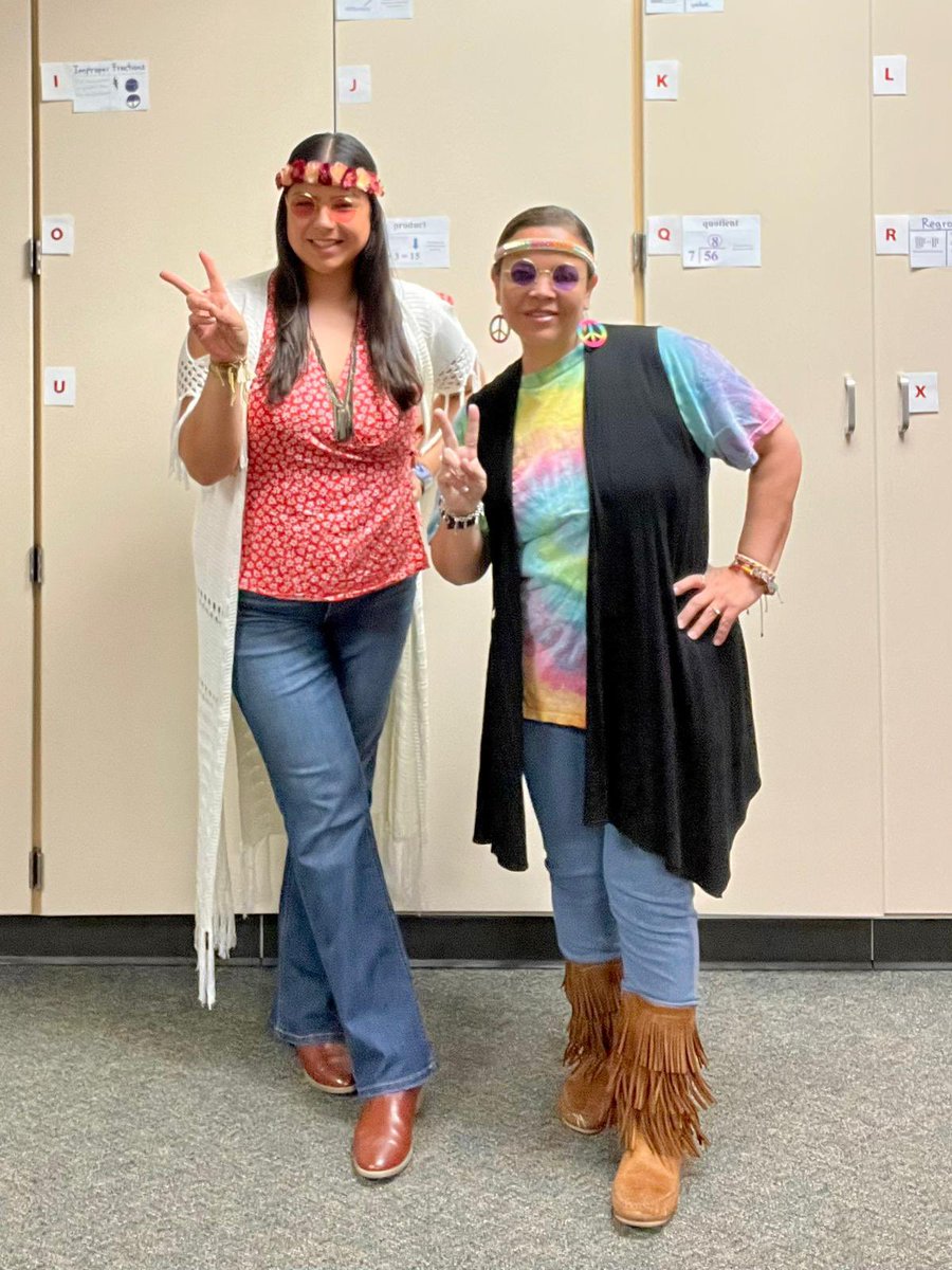 Altuntas (@mamuve22) on Twitter photo Thankful for a friend that likes to dress up as much as me! Happy 60th Day of School! <a href="/Martin_Mustangs/">Martin Elementary</a> #AttitudeofGratitude <a href="/p_hernandez411/">Mrs. Golafshan</a> Thankful for a friend that likes to dress up as much as me! Happy 60th Day of School! <a href="/Martin_Mustangs/">Martin Elementary</a> #AttitudeofGratitude <a href="/p_hernandez411/">Mrs. Golafshan</a>