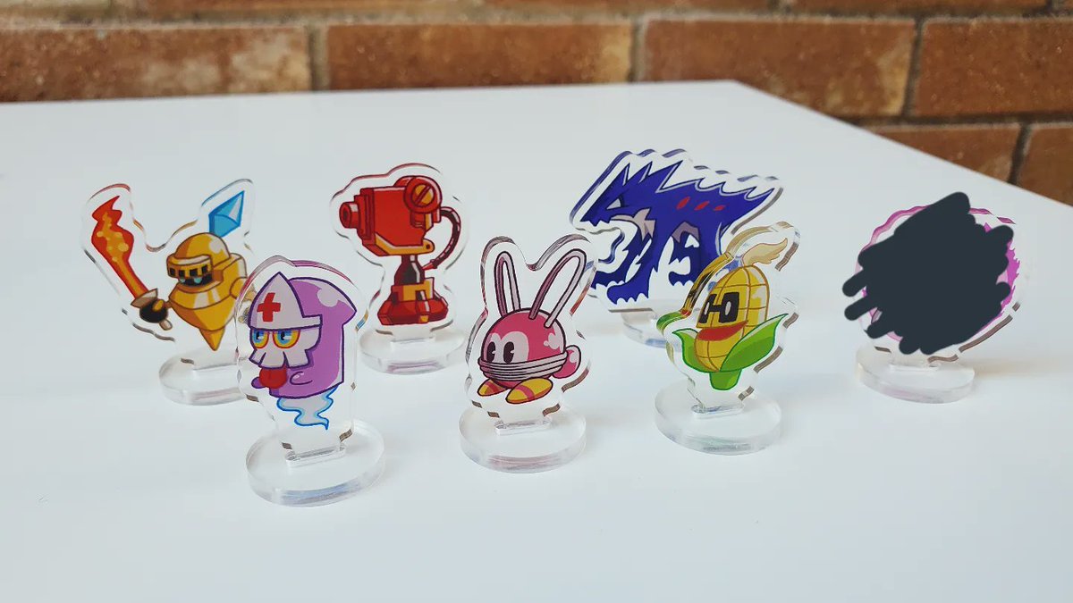 Made a MMBN acrylic stand consisting of the battle arena, MegaMan, and a Mettaur! Other individual viruses are creeping about as well! Check out the video in the reply for more!