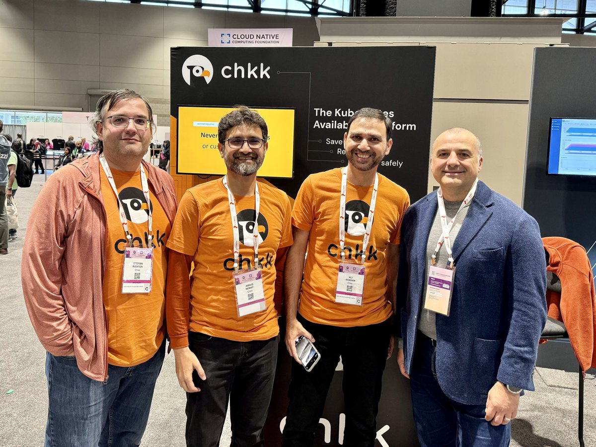 BogieBalkansky's tweet photo. Fun times hanging out with @sequoia portfolio companies at #KubeCon yesterday. @wiz_ion, @chainguard_dev, @chkk_ion, @GetCortexApp and @release_hub. 
#KubeCon2023 #KubeConNA https://t.co/BSNHPgiKV0