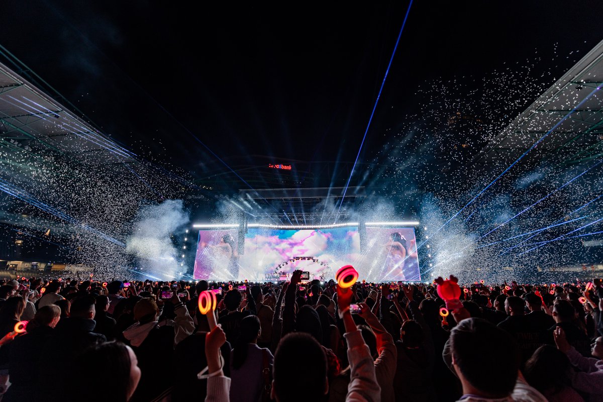 marvelstadiumau's tweet photo. Iconic 💕 TWICE, the first K-POP and female group to headline a Stadium in Australia!

📸: Ian Laidlaw.
Marvel Stadium, 4/11/2023 https://t.co/F2yvOzJwGh