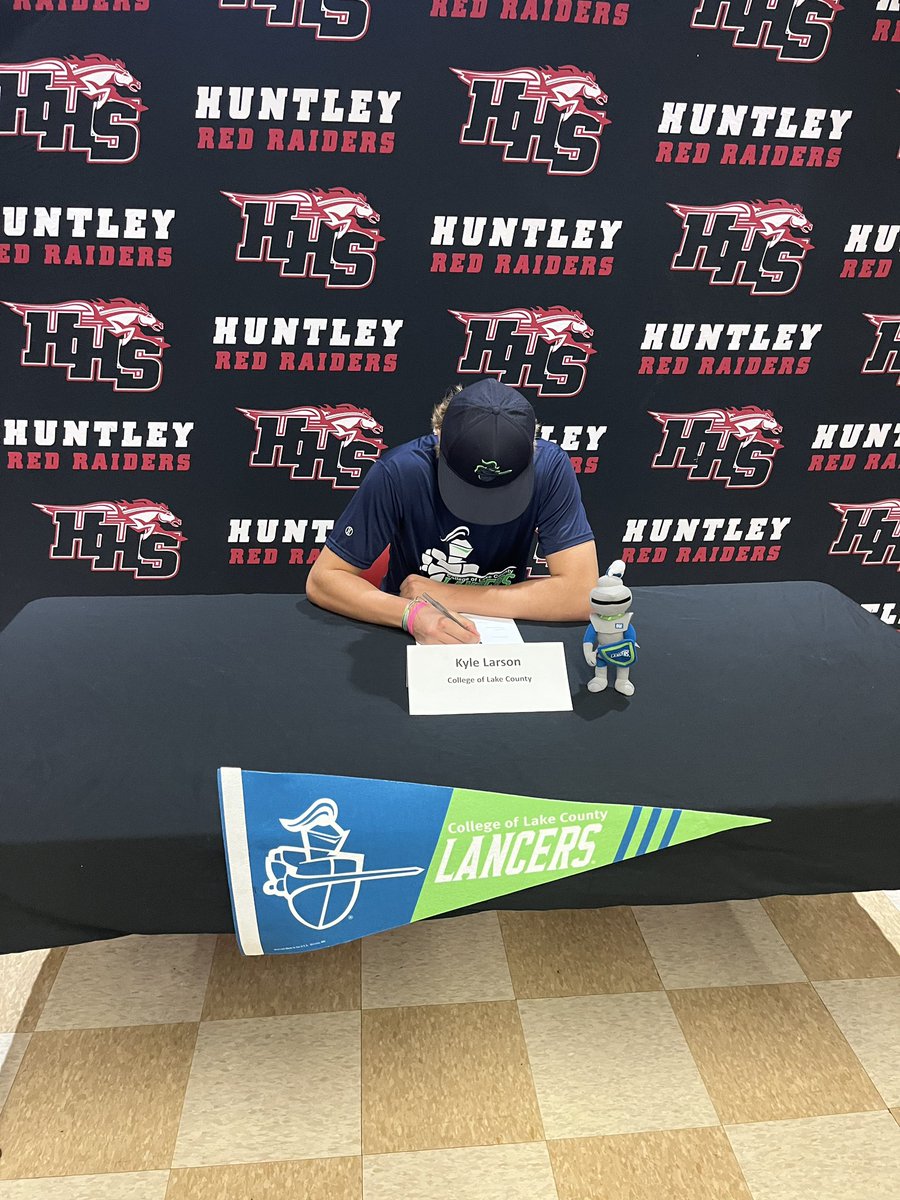 Kyle Larson (@kyle_t_larson) on Twitter photo Official💚💙<a href="/LancerBaseball2/">College of Lake County Baseball</a> <a href="/huntley_bball/">Huntley HS Baseball</a> @Phenom_Illinois <a href="/dlundeen13/">Dalton Lundeen</a> @cmorgan0909 Official💚💙<a href="/LancerBaseball2/">College of Lake County Baseball</a> <a href="/huntley_bball/">Huntley HS Baseball</a> @Phenom_Illinois <a href="/dlundeen13/">Dalton Lundeen</a> @cmorgan0909