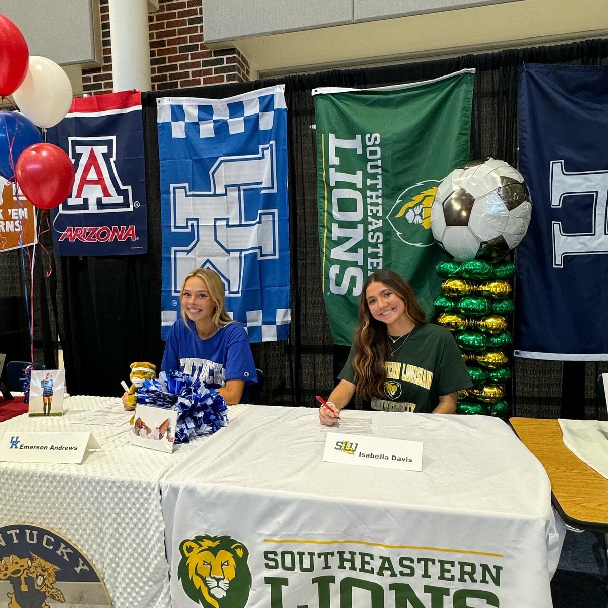 HPGirlsSoccer's tweet photo. CONGRATULATIONS to our two signees Emerson Andrews and Bella Davis! We are so proud of you. Your hard work and dedication is an inspiration to us all! We wait to cheer you on next season💛💙⚽️ #onceascot #GOCATS #LIONUP #kickitupanotch https://t.co/yPCnrrTTNw