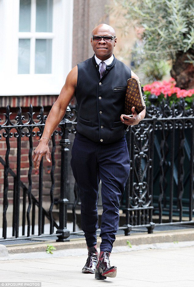 GN 🇬🇭 (@_greazemoden) on Twitter photo 