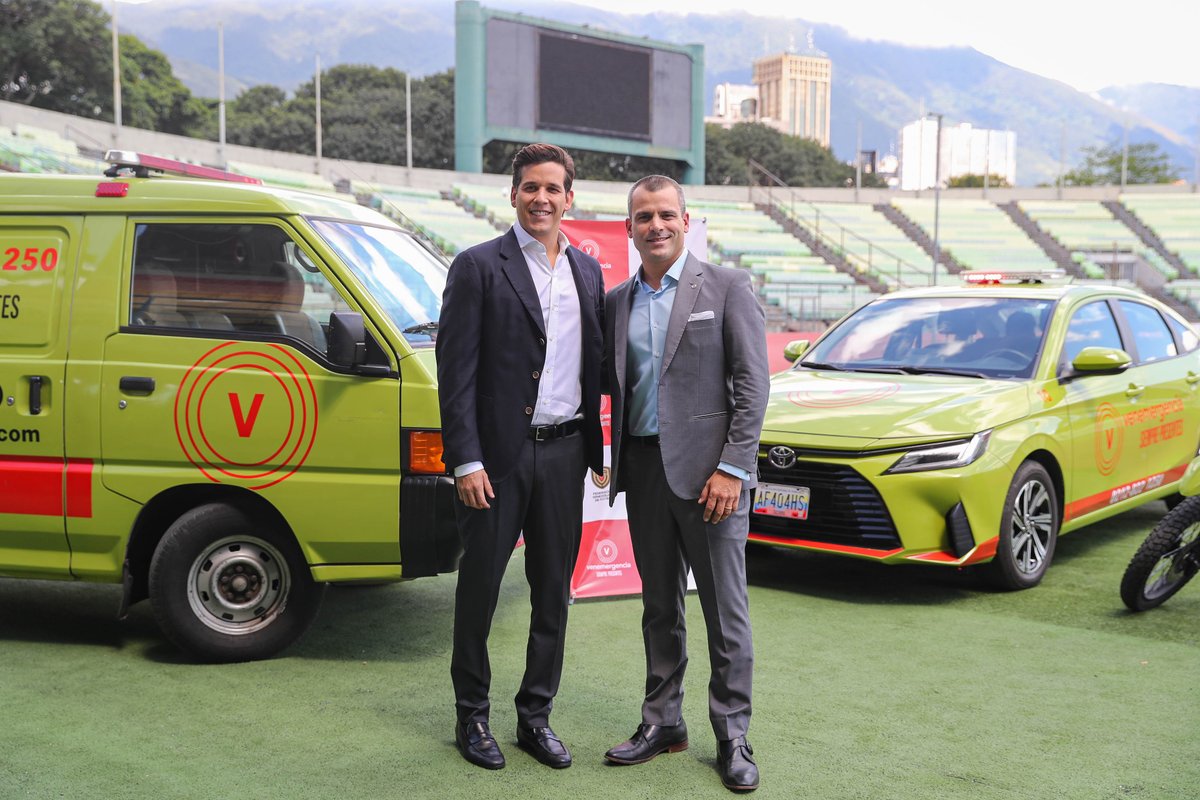 Venemergencia y la FVF sellan una alianza para dar asistencia médica al fútbol venezolano

🔗fvf.com.ve/articulos/vene…