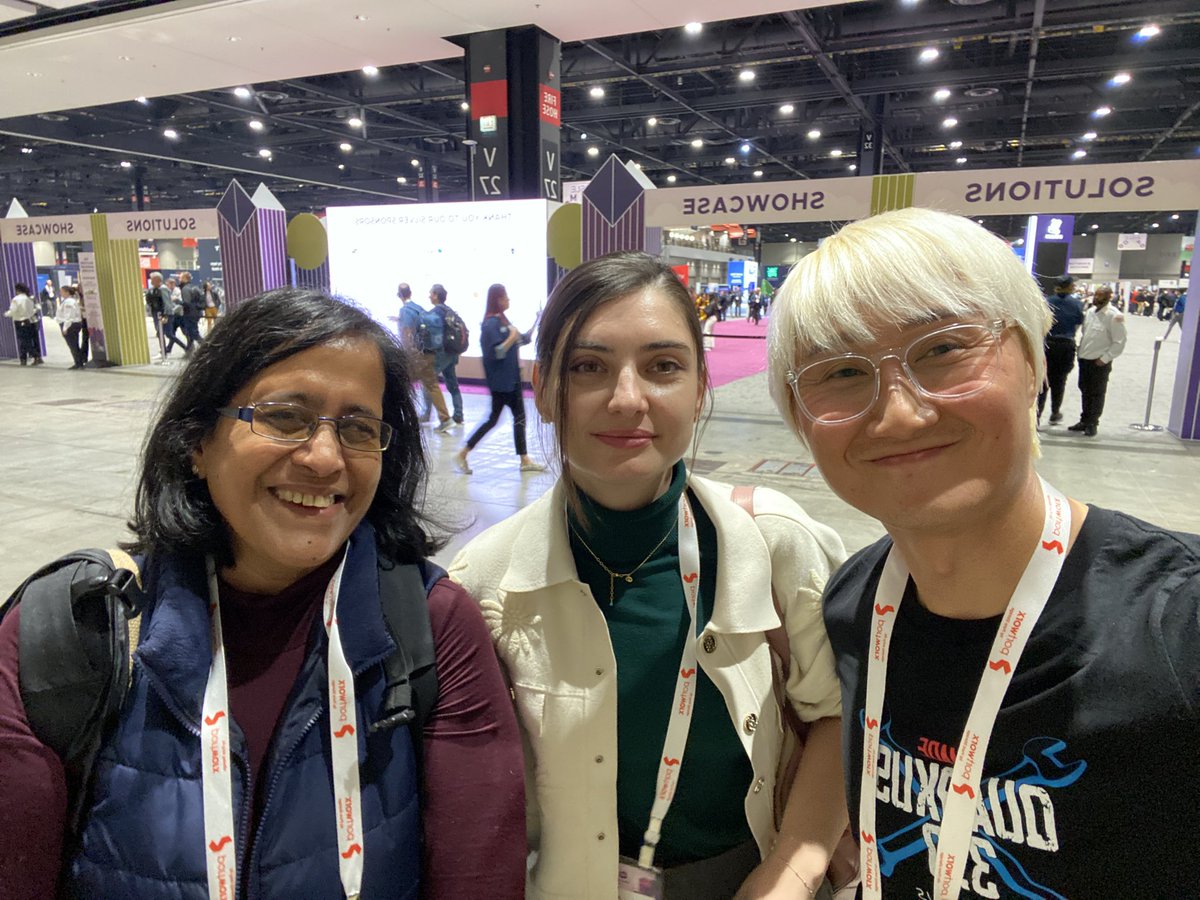 Finally got a chance to catch up with amazing @k_gamanji and @alolita on Day 2 at @KubeCon_ NA