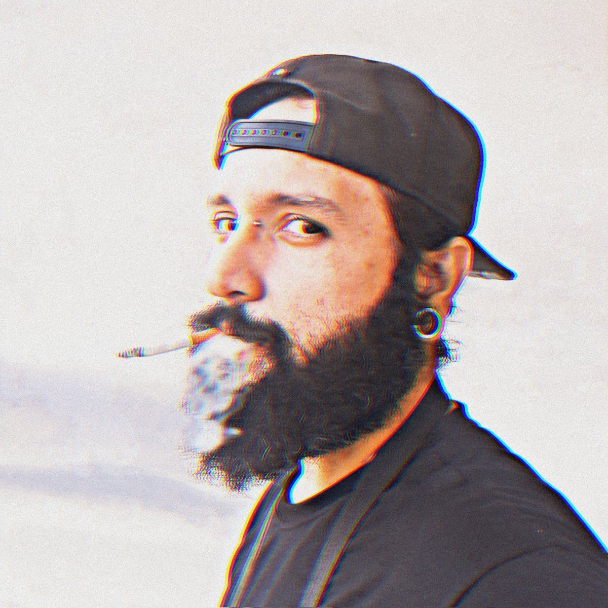 Infelizmind's tweet photo. #NewProfilePic https://t.co/zoGBOGlVKQ
