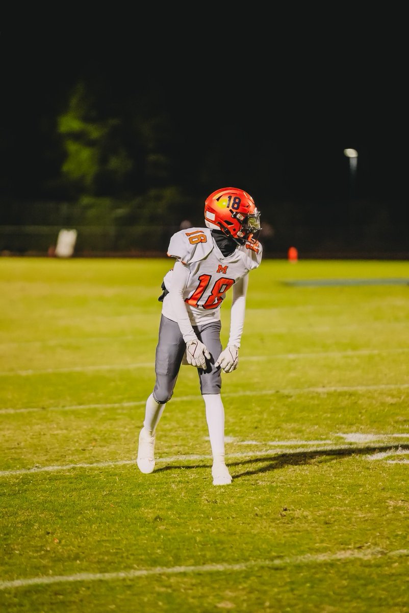 Regular season highlights 

In playoff mode 🔷

Stats: 
23 receptions 
350 receiving yards 
5 touchdowns 

hudl.com/v/2MUvv7