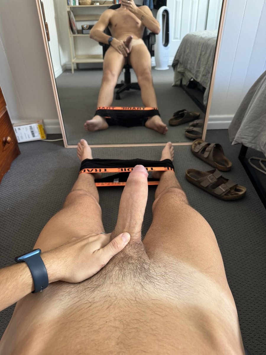 brisbanepole's tweet photo. Finished my first year of uni so now I can just post cock all day 🥰🙈💦 https://t.co/ICy16DiJfq