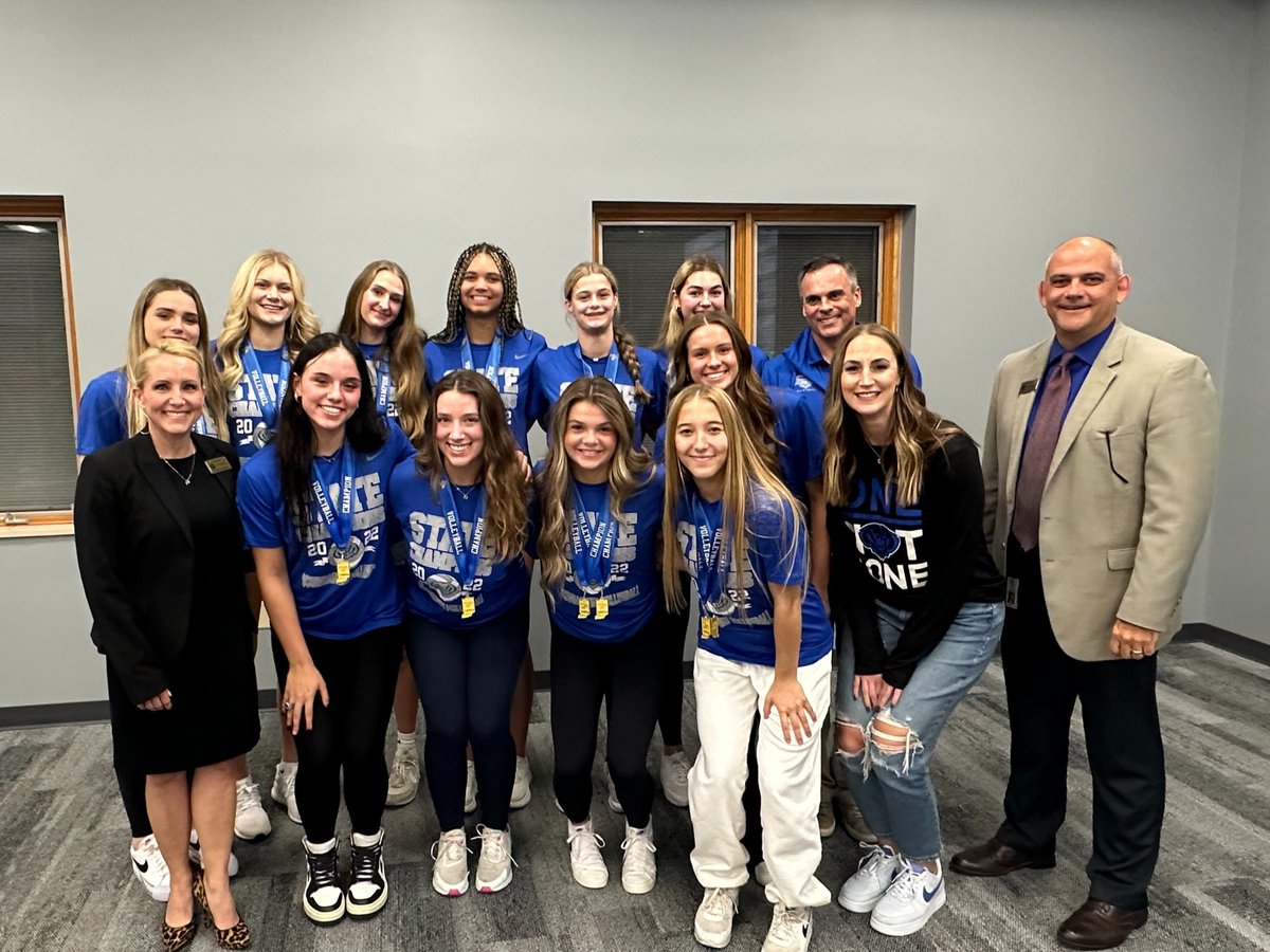 HSESchools's tweet photo. On the heel of securing their SECOND consecutive state championship, we had the privilege to recognize @hseroyalsvball as our latest #SnapshotsOfSuccess. These young women are going places - really! Six seniors and three juniors have already committed! @HSEAthletics @HSEPrincipal https://t.co/g8zYxWstPK