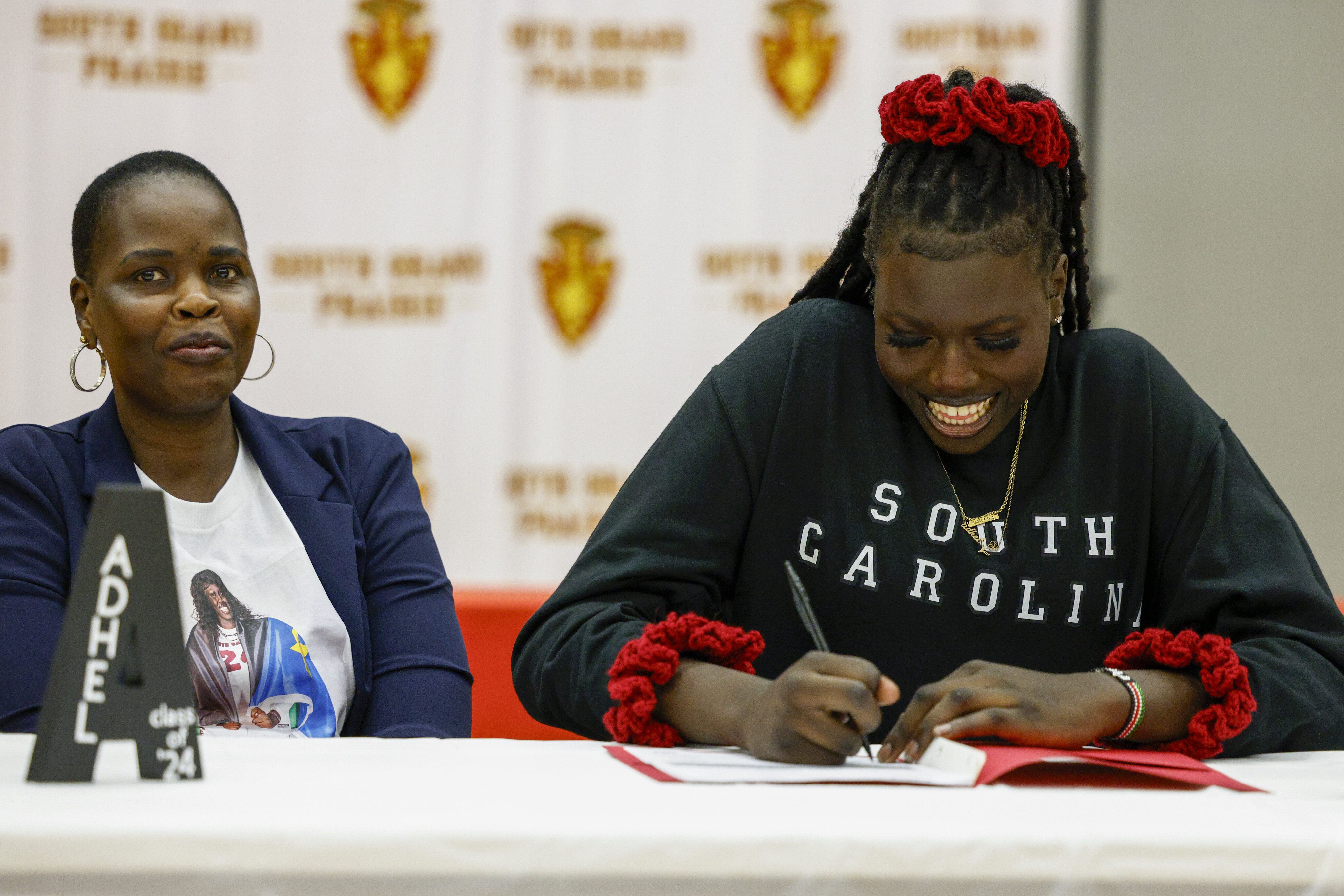 Adhel Tac commits to South Carolina women's basketball, Dawn Staley