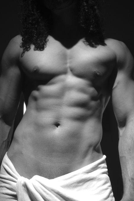 🛀😈 https://t.co/OLAst6h9bt