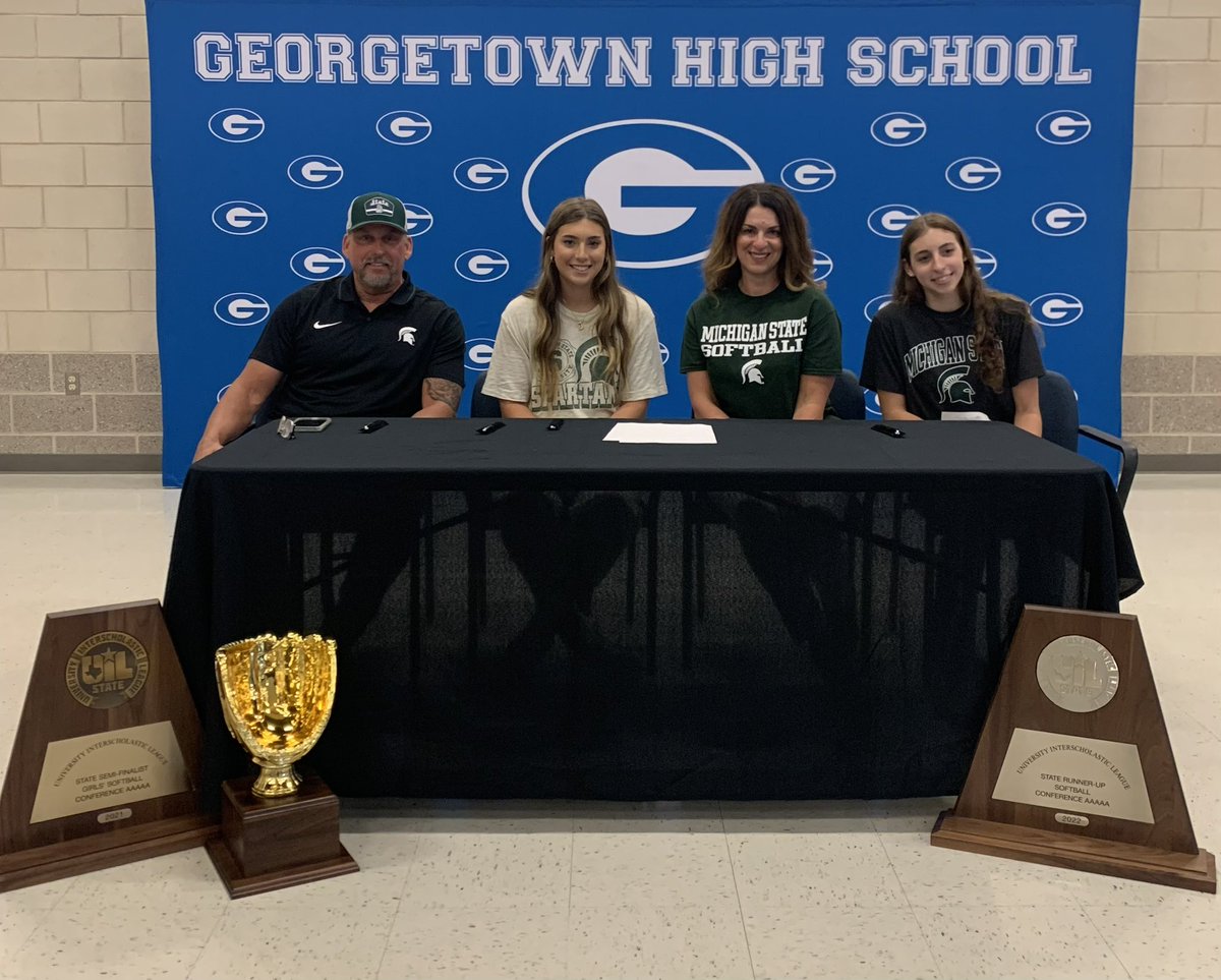 Melissa Hall tweet media