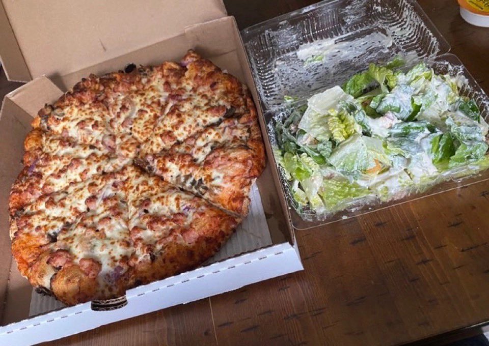 pprincesmilaa's tweet photo. Who is willing to get me more food send as a surprise on wishtender.. lose the money to me https://t.co/PrS9jcXoCc