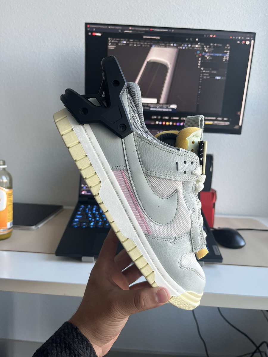 Gonna be protohyping some <a href="/RTFKT/">RTFKT</a> / <a href="/Nike/">Nike</a> MODS soon 🤓✅⚒️