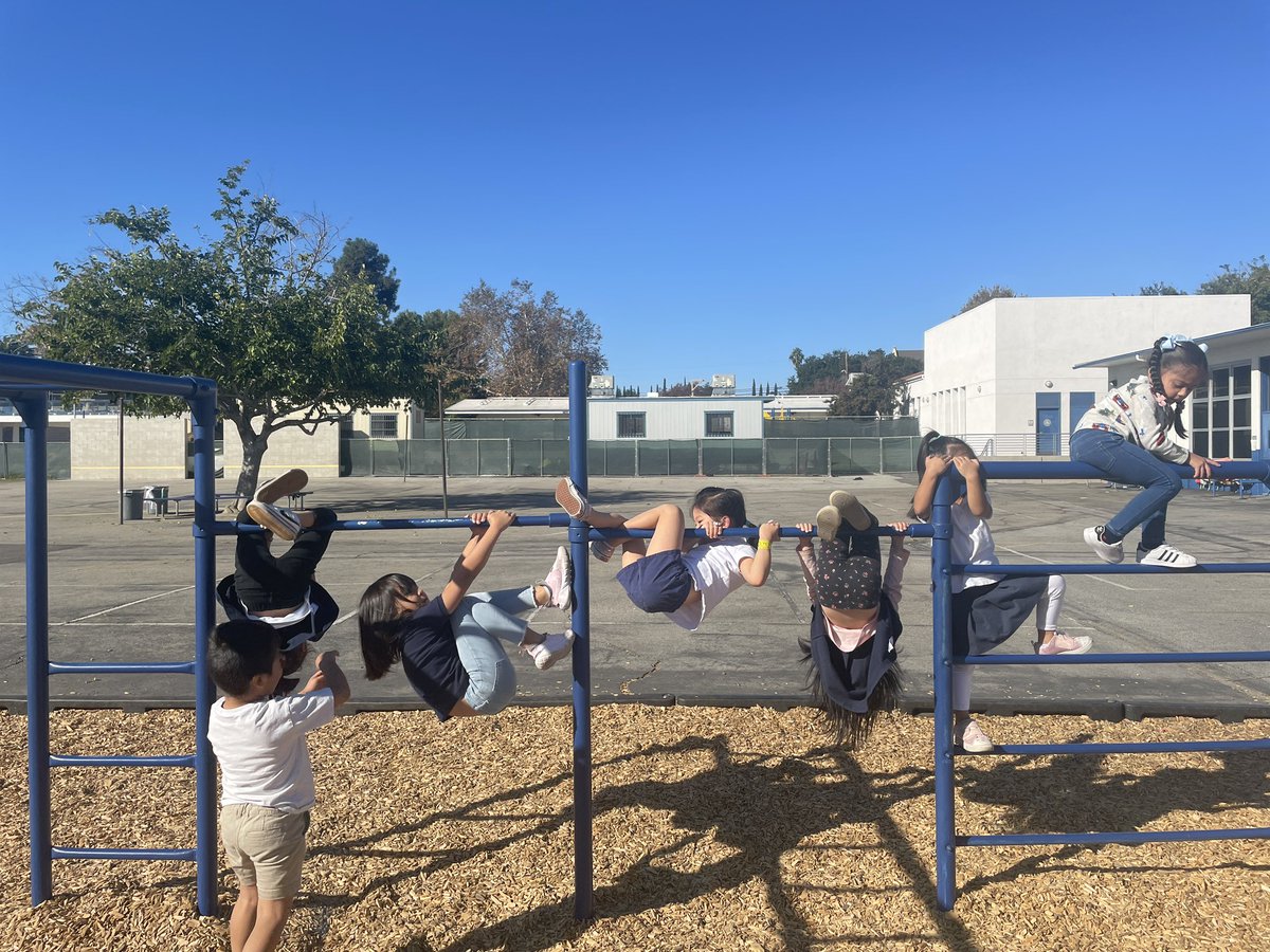 Cassidy Keating tweet media