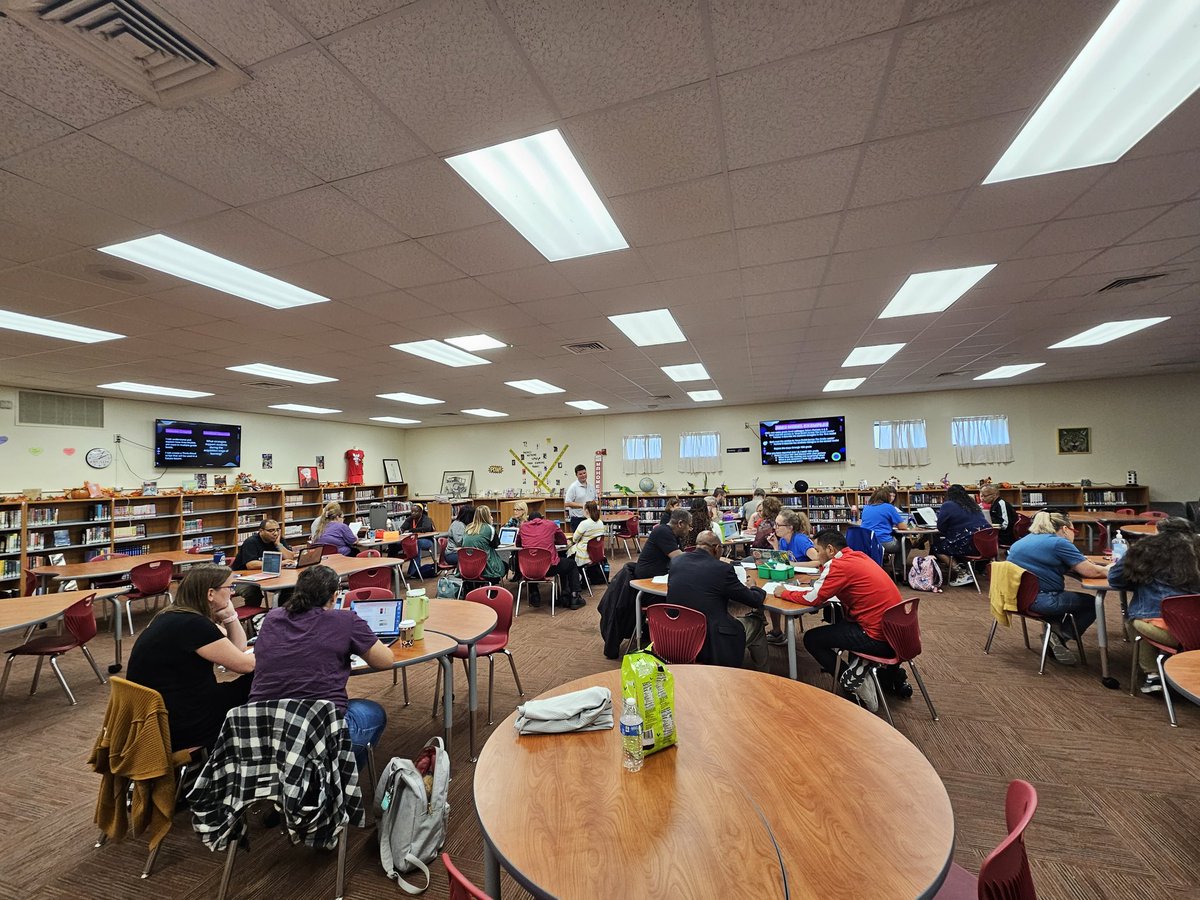 StinsonTeach's tweet photo. Today's district math content professional development with middle school math teachers was a great time of learning, modeling, and giving teachers time to apply the knowledge for an upcoming lesson. #ThinkingMathClassroom #BetterEveryDay #WeAreKckps https://t.co/K7PLigEYo1