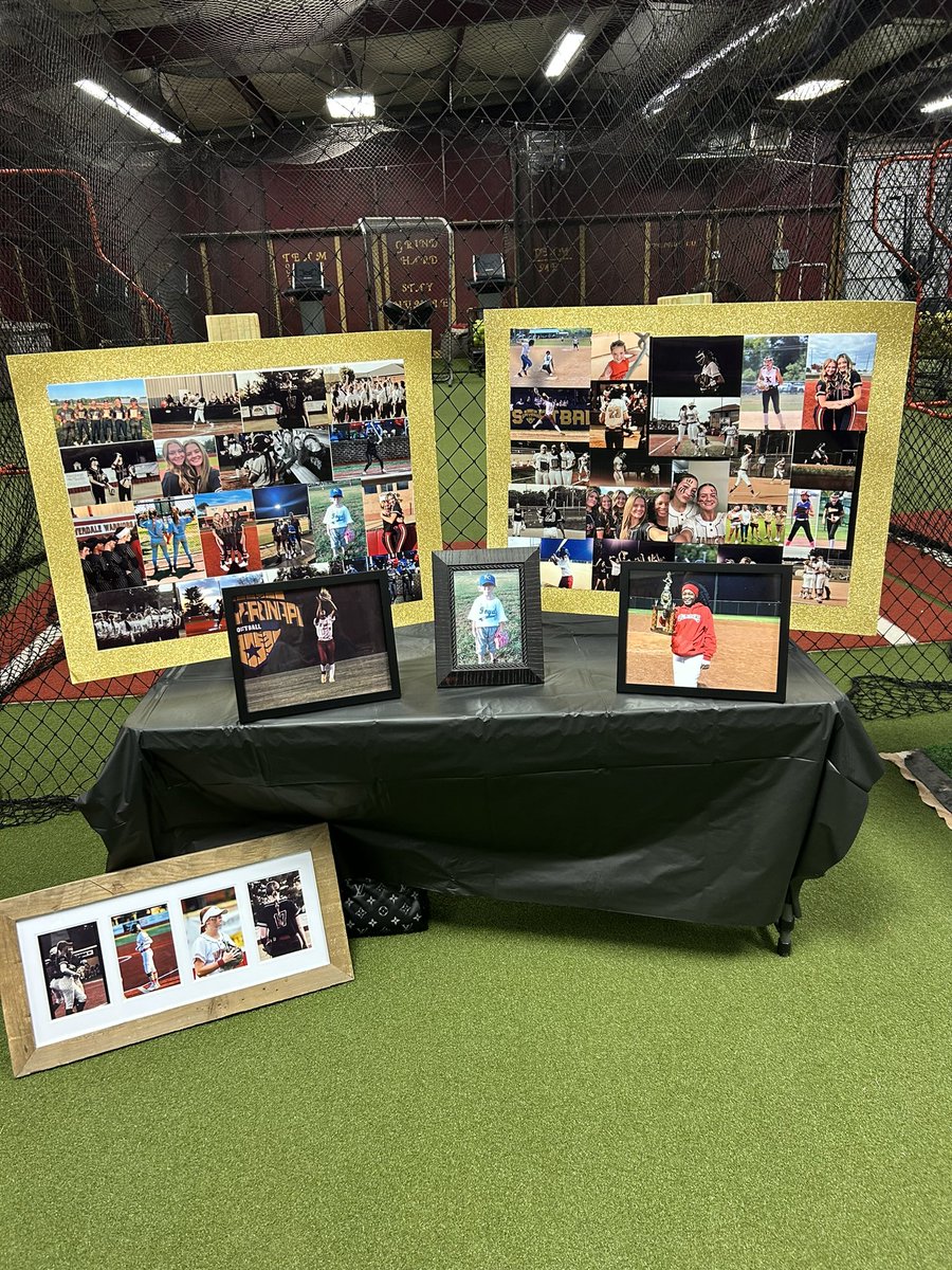 Great afternoon celebrating three of our seniors! Haleigh, Reese, and Jada- we are so very proud of you. Looking forward to all the things you will accomplish at the next level! 
 #GATA #arrowsup 🥎🏹 <a href="/HaleighSisco/">Haleigh Sisco</a> <a href="/HaunReese/">Reese Haun</a> <a href="/jadammoo/">Jada Moore</a>