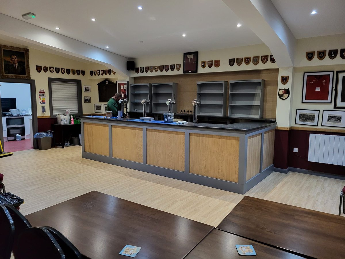 Huge thanks to Barney, Gav and his father for our new bar and the finishing touches, looking very smart. #rugbyvolunteers #clubvolunteers #grassroots #communityrugby
