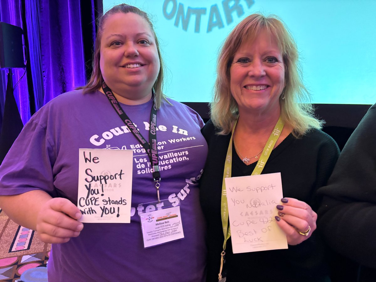 Natasha Luckhardt (@nluckhardt) on Twitter photo Now this is what solidarity looks like!🧵
A huge thanks to <a href="/CUPEOntario/">CUPE Ontario</a> H&S delegates for their love + support for Natalia, the 24-year old widow of Ryan Konkin who was killed in a workplace explosion in St. Catharines.
The family is demanding a criminal investigation! Now this is what solidarity looks like!🧵
A huge thanks to <a href="/CUPEOntario/">CUPE Ontario</a> H&S delegates for their love + support for Natalia, the 24-year old widow of Ryan Konkin who was killed in a workplace explosion in St. Catharines.
The family is demanding a criminal investigation!