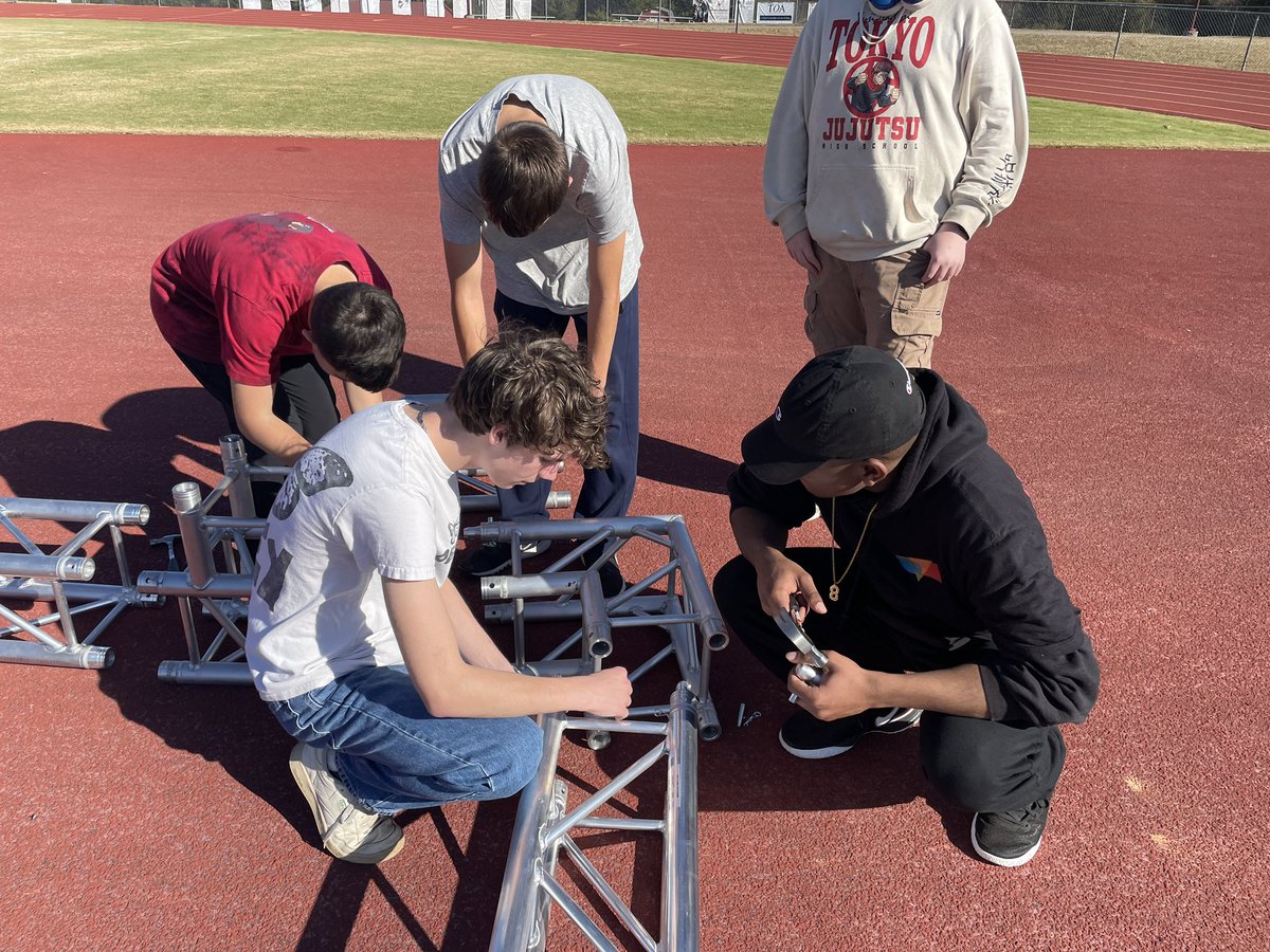 RHSwarriormedia tweet media