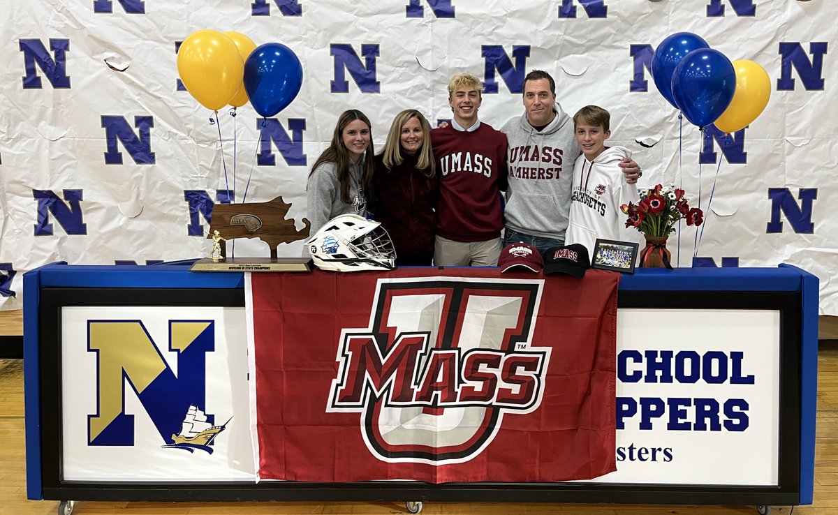 ClipperAD's tweet photo. Congratulations to Will Morse who signed his NLI to play Lacrosse at UMass! 🥍🔴⚪️ https://t.co/dQD5FL6hez