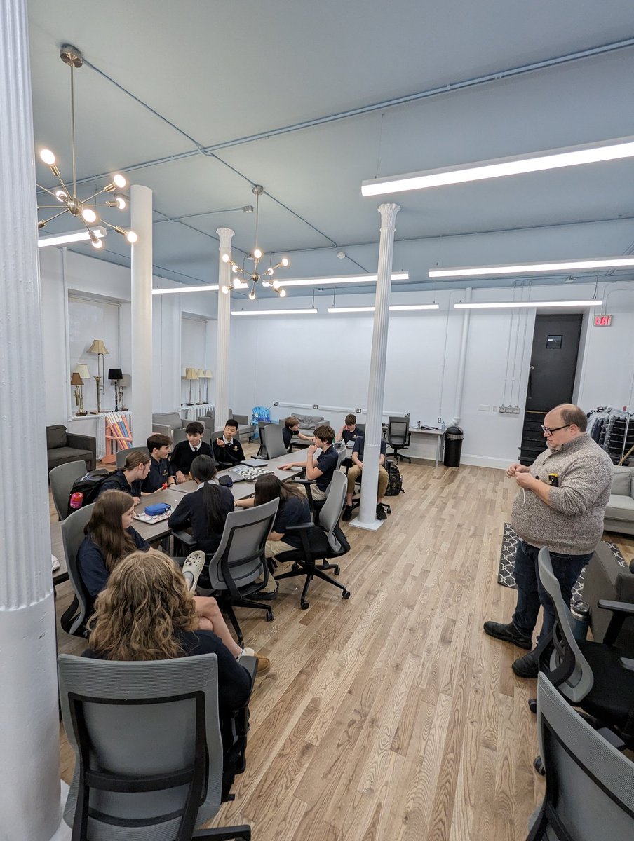 SBC_Technology's tweet image. Our Grade 9 Technology class received an introduction to networking today with Mr. Hayward, learning some hands on, problem solving skills we made Cat5 patch cables! @StBonaventures