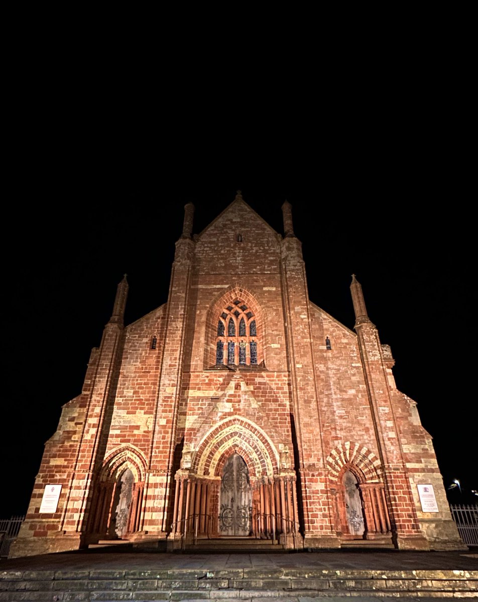 St Magnus Cathedral looking mighty this evening.

Founded in 1137 AD the cathedral was the powerhouse of the Norse.