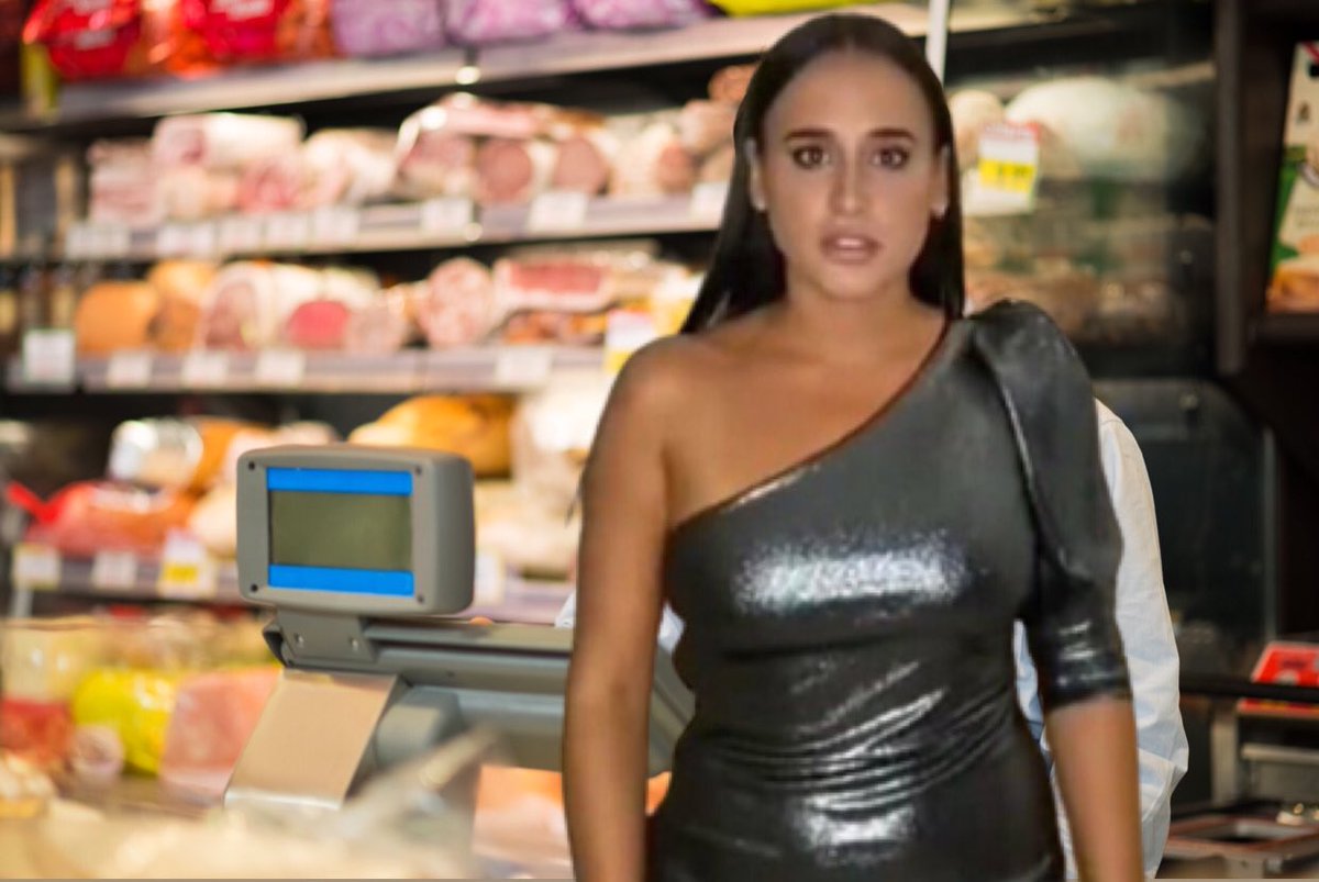 Bueno resulta q una nena roba chocolates no sabemos desde cuando pero fue más de 1, le contamos ayer al abuelo y recién vino a comprar con ella y la hizo pasar vergüenza yo tiesa mientras la retaba y le daba un sermón