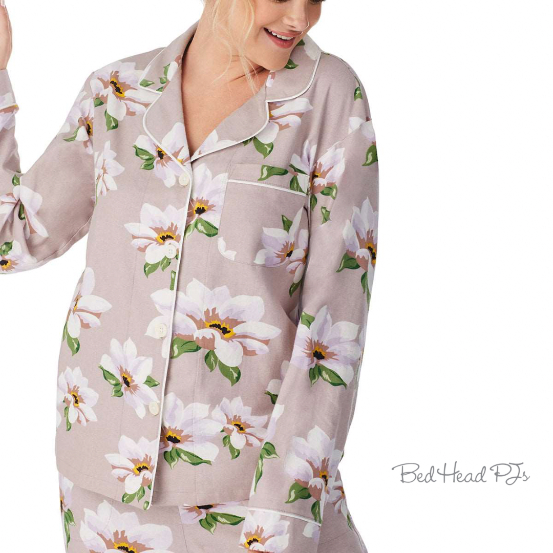 LineaIntima's tweet image. Lounge or sleep in style with this comfy, cozy and colourful flannel pajama set from BedHead!

 .
.
.
#LingerieLover #LingerieStyle
#Bralette #BraletteOutfit #Bralettes #OutfitoftheDay #InstaStyle #outfit #fashion #ootd #style #outfitoftheday #brafitting #brafittings #brafitter #