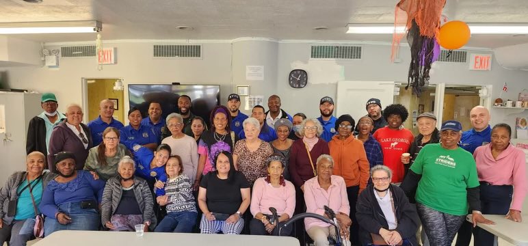 Today, our Bronx, Manhattan Community Outreach and Youth Strategy Division officers hosted a game day and spent magnificent time with the Bronx residents at the RAIN Parkchester Neighborhood Older Adult Center Today!