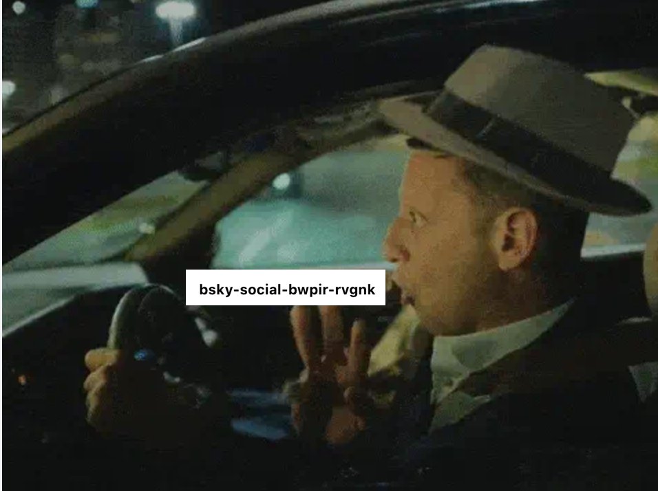 Menacing Squid 🦑 tweet media