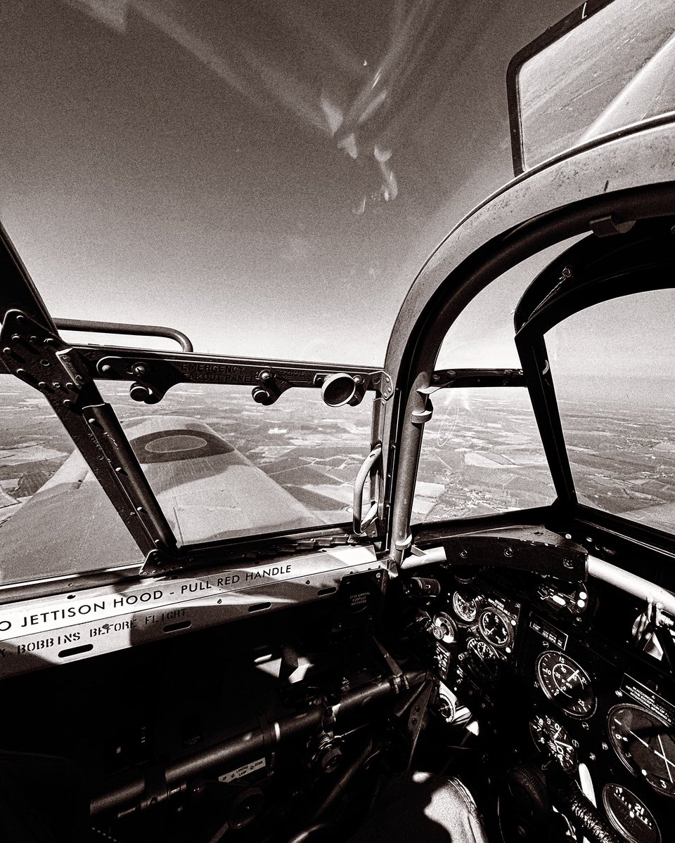 andy_durst's tweet photo. Happy birthday to the Hawker Hurricane. A remarkable machine for its time.
.
.
.
#hawkerhurricane #warbird #hawkeraircraft #ww2aircraft #avgeek #aviationhistory #warplane #taildragger #hawkeraircraft #aviationdaily #cockpitview #pilotsview #wingview #warbirds #aviationnation #av https://t.co/42kTXMbCV3