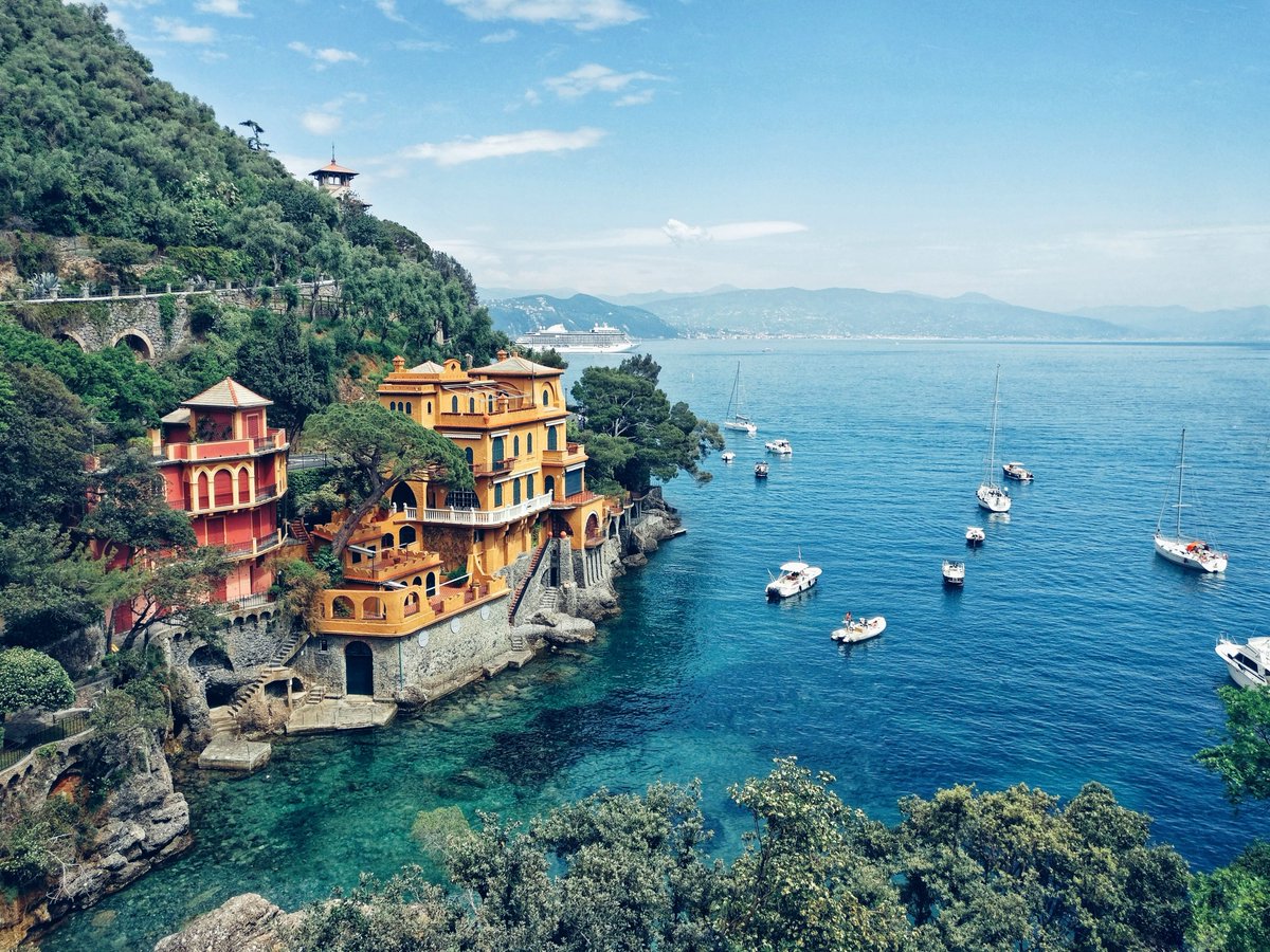 Mainline_Travel's tweet photo. The Italian Riviera & Portofino | 9-day #escortedtour from ยฃ1,399pp ๐ enquiries@mainline-travel.com
โ Explore the delightful Italian Riviera from your base in Chiavari and view the colourful cliffside #CinqueTerre villages on a cruise
โ Relax as you sail to glitzy Portofino.. https://t.co/aVuIwNUWzk