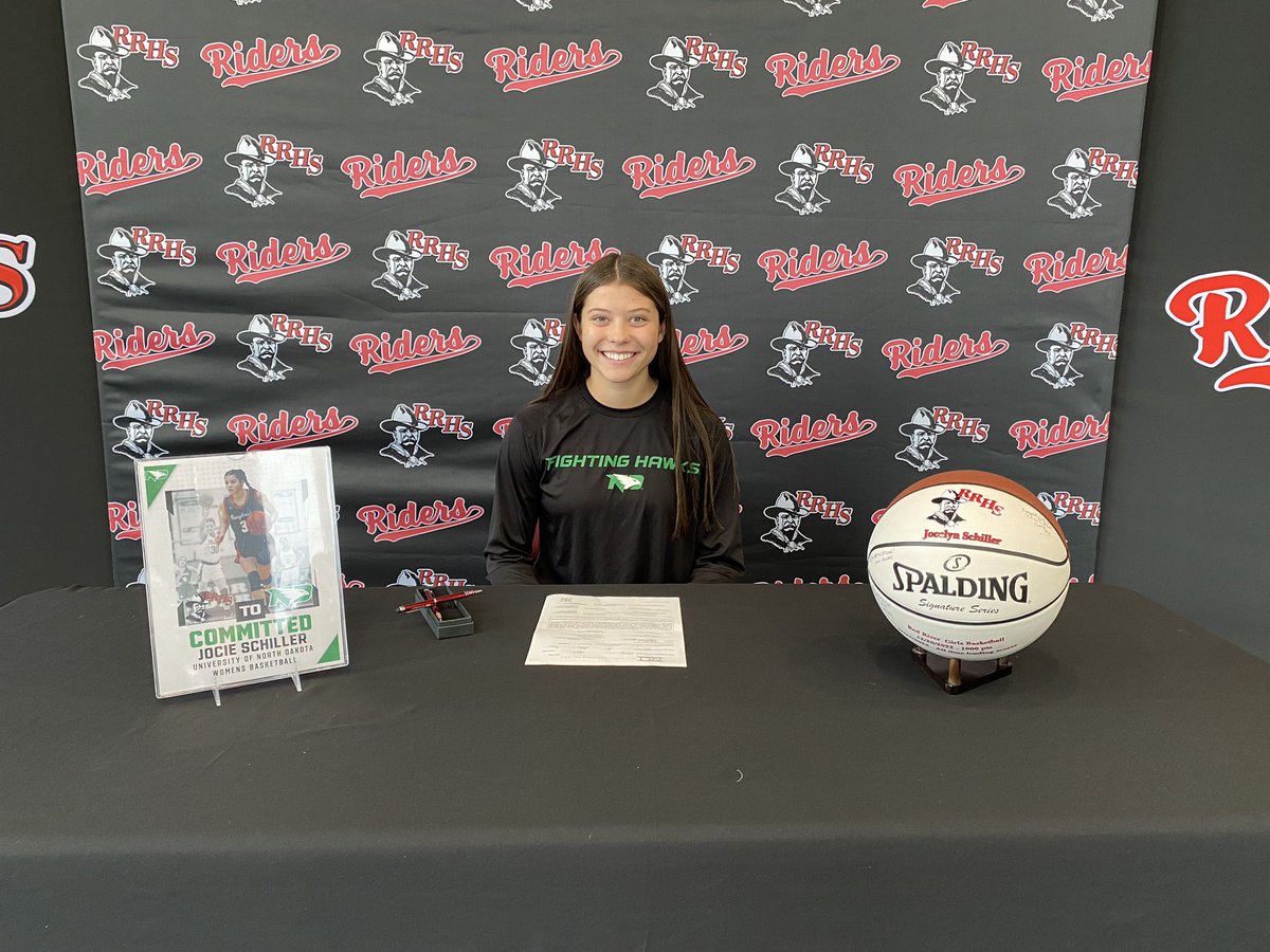 RRHSactivities's tweet photo. Jocie Schiller
RRHS ➡️ University of North Dakota
⛳️Womens Basketball 
✅Signed
#RideOn #NLIsigning @RRHS_gbb https://t.co/SxOcJ6ThSX