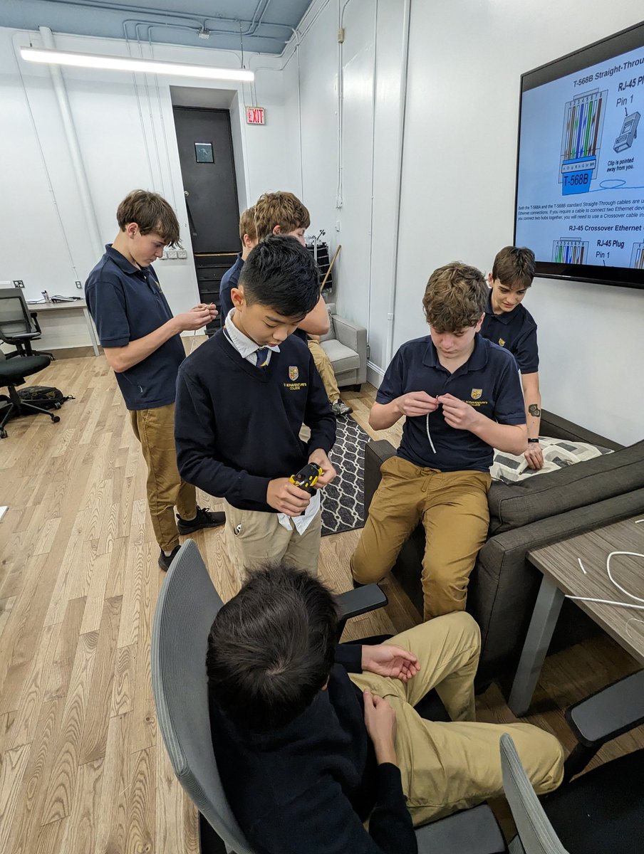 SBC_Technology's tweet image. Some more action shots of our class learning about IT and Networking. @StBonaventures