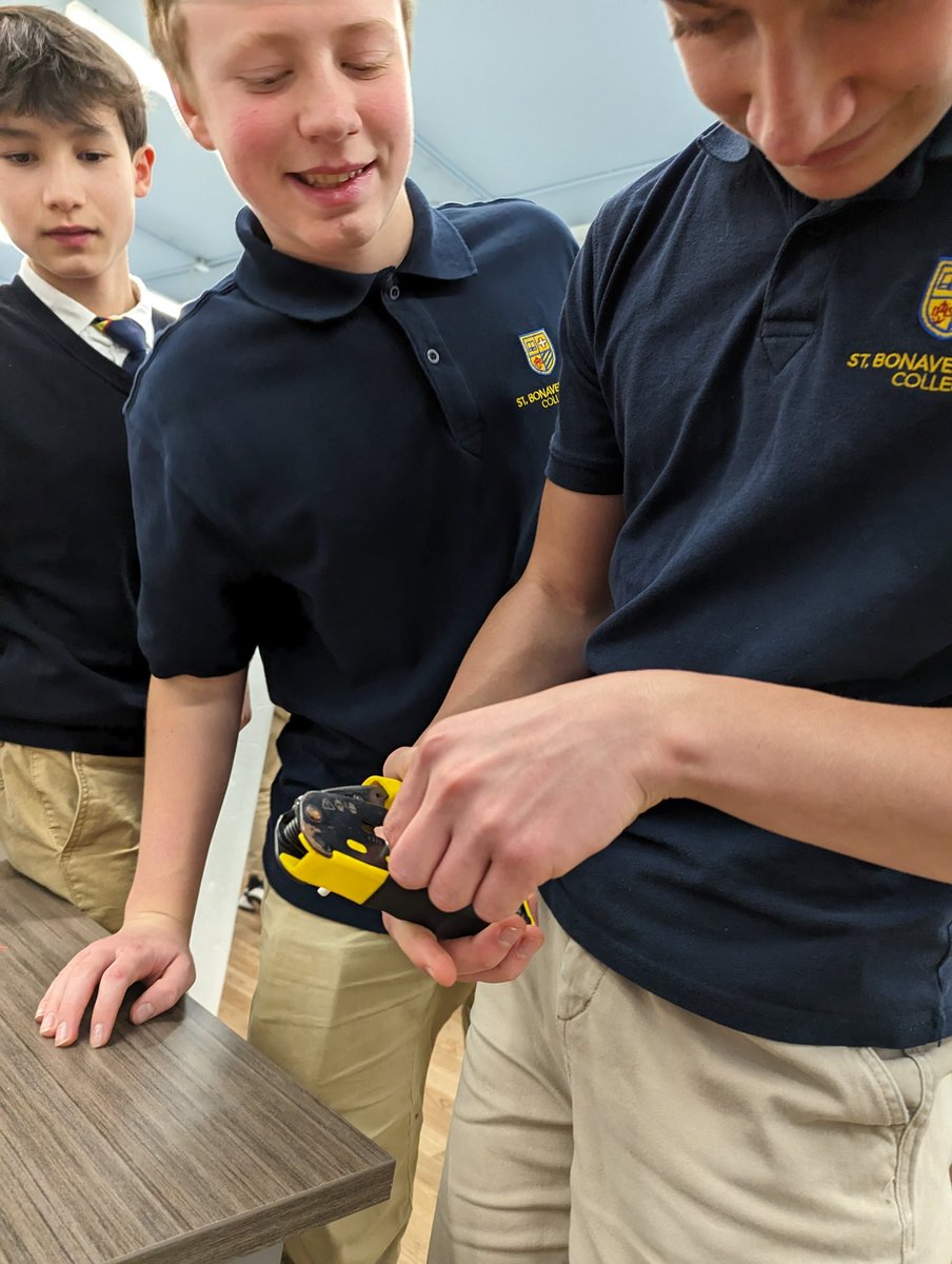 SBC_Technology's tweet image. Some more action shots of our class learning about IT and Networking. @StBonaventures