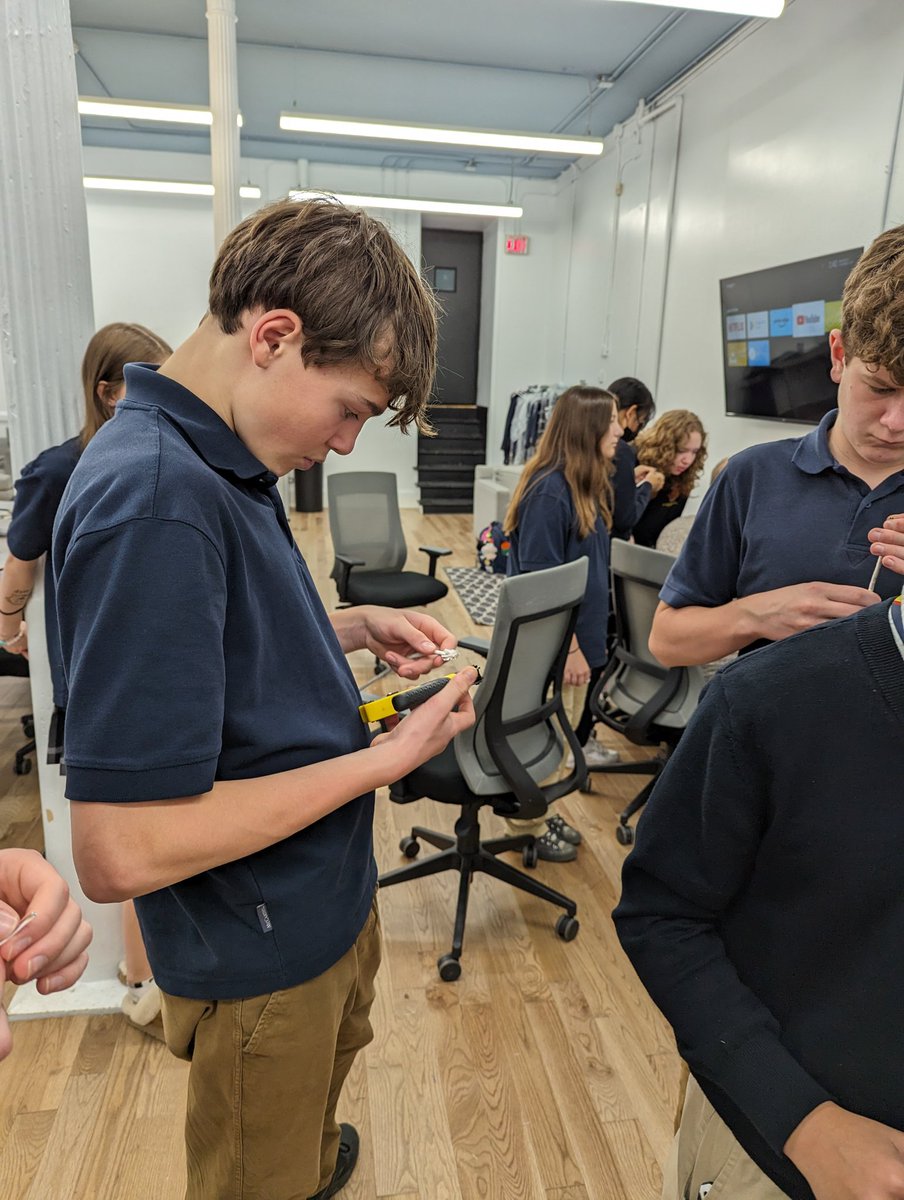 SBC_Technology's tweet image. Some more action shots of our class learning about IT and Networking. @StBonaventures
