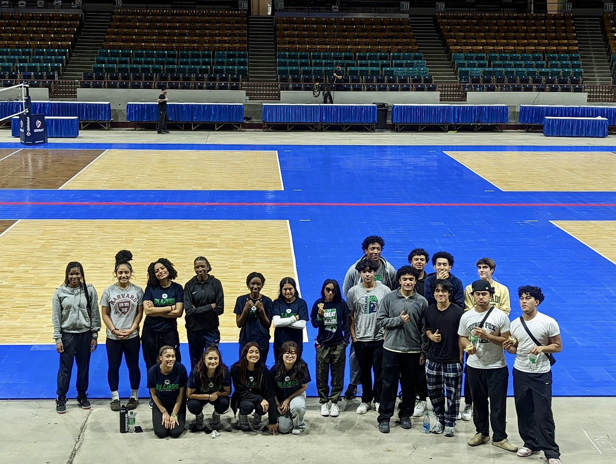 Thank you <a href="/WeAreOverland/">Overland Athletics</a> boys and girls volleyball teams and coaches for your hard work today laying our floor for <a href="/CHSAA/">CHSAA</a> State Volleyball Championships! You are amazing!! #copreps <a href="/DenverColiseum/">Denver Coliseum</a>