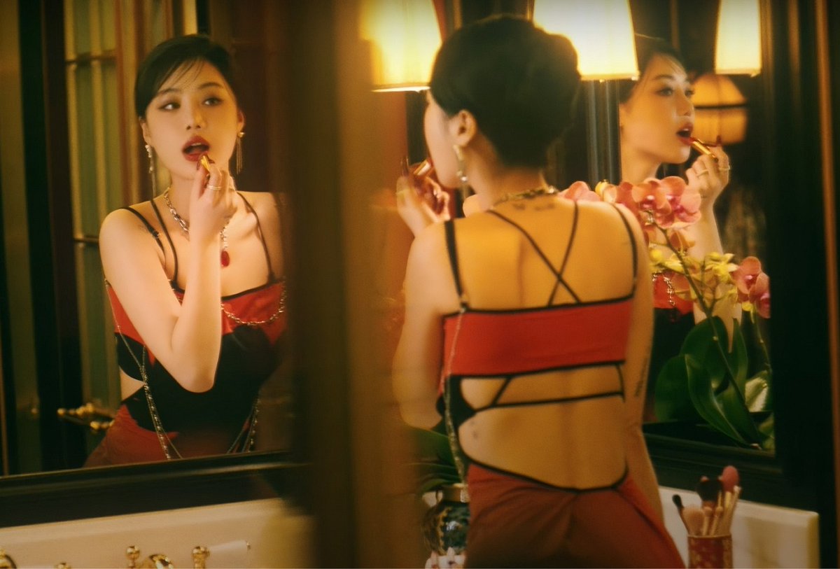 chartsidle's tweet photo. SOOJIN's “AGASSY M/V” is now trending at #1 on YouTube Worldwide. https://t.co/SgTBF45Vkw