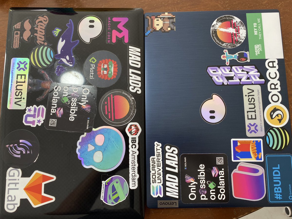elchuo160's tweet photo. #Breakpoint2023 and #Breakpoint2022 stickers πΌβοΈ we need more!!! https://t.co/FWkID3lp2z