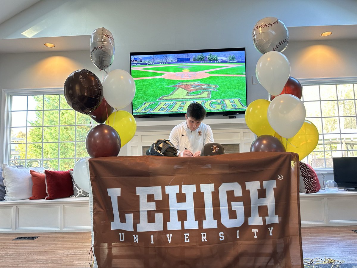 Reid Uccello tweet media