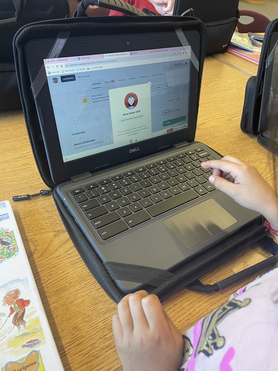 Stephanie Balster tweet media